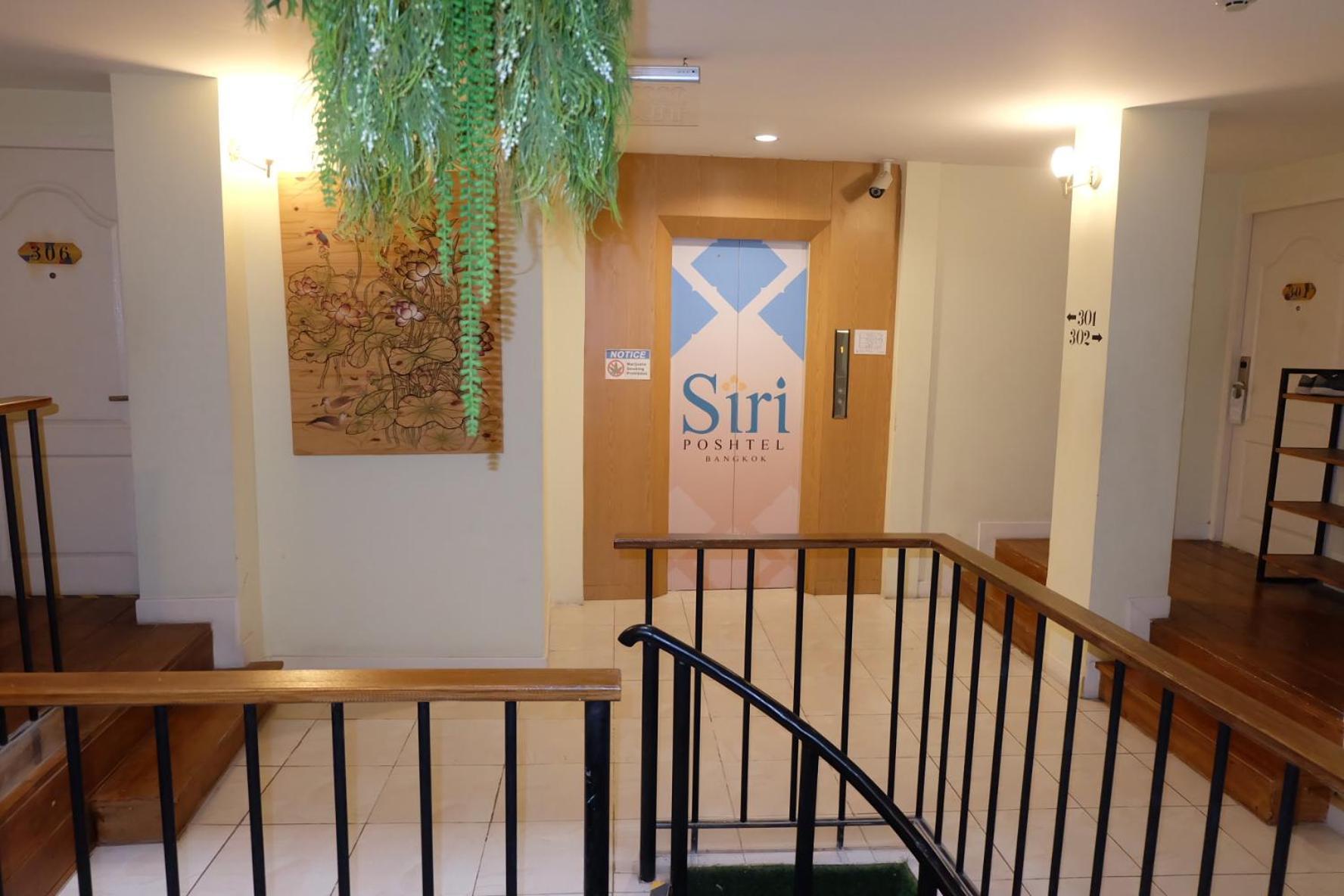 Siri Poshtel Bangkok Vandrarhem Exteriör bild